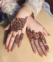 فواید حنا برای زنان